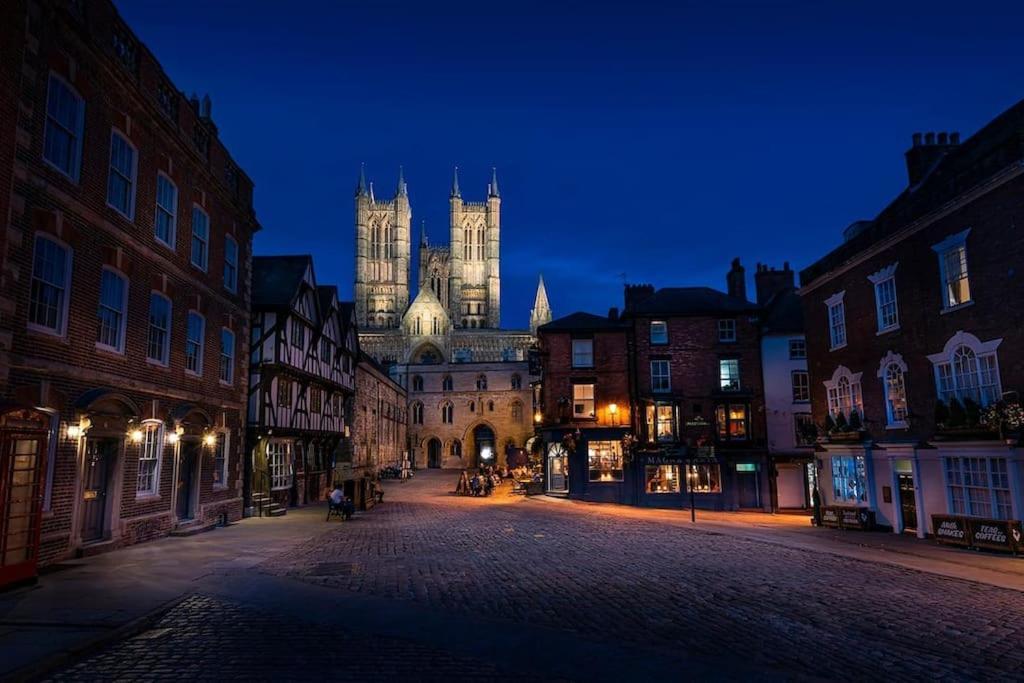 Choristers Mews: Luxury Cottage A Stones Throw From The Cathedral! Lincoln Exterior photo