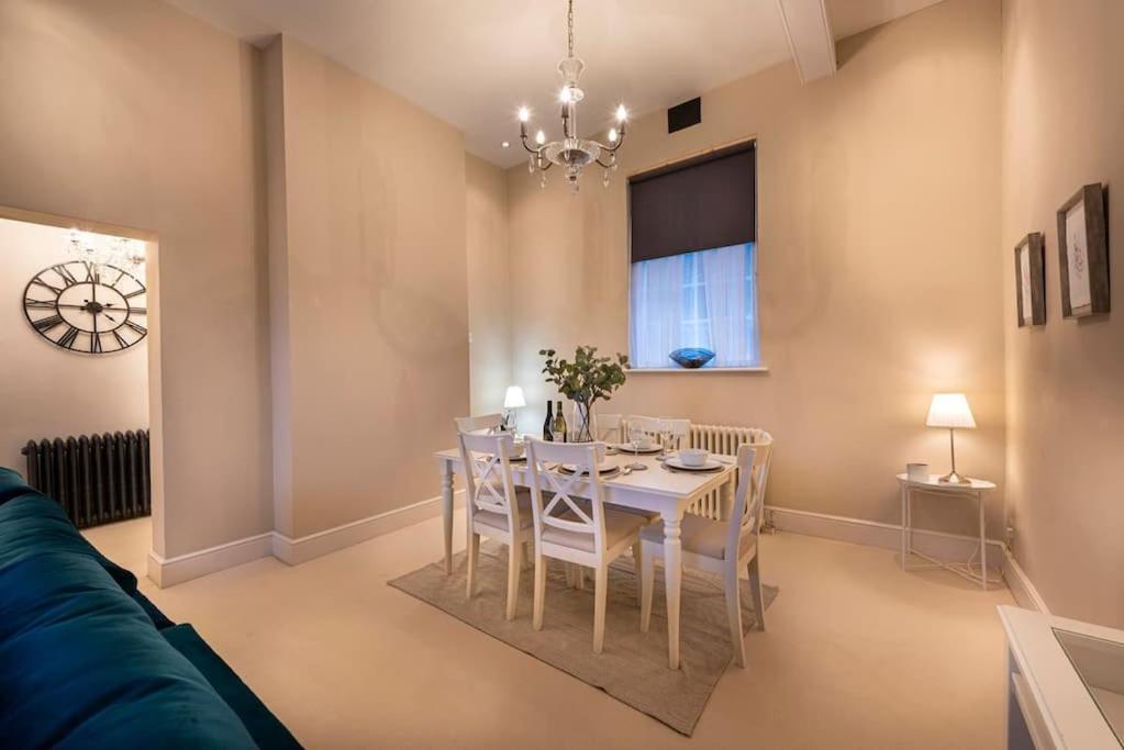 Choristers Mews: Luxury Cottage A Stones Throw From The Cathedral! Lincoln Exterior photo