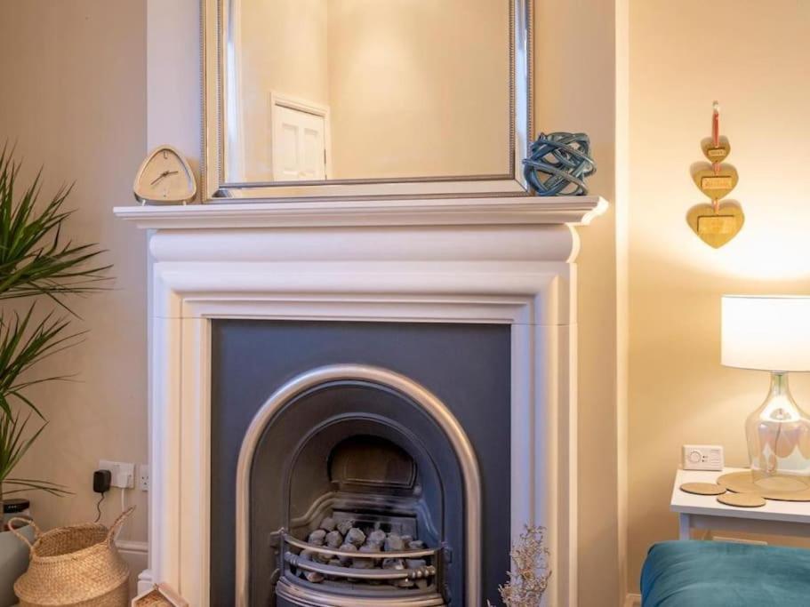 Choristers Mews: Luxury Cottage A Stones Throw From The Cathedral! Lincoln Exterior photo